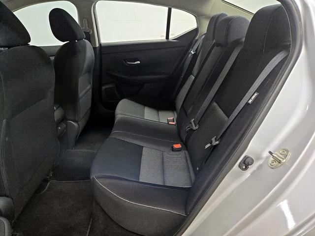 Photo of 2020 Silver Nissan Sentra