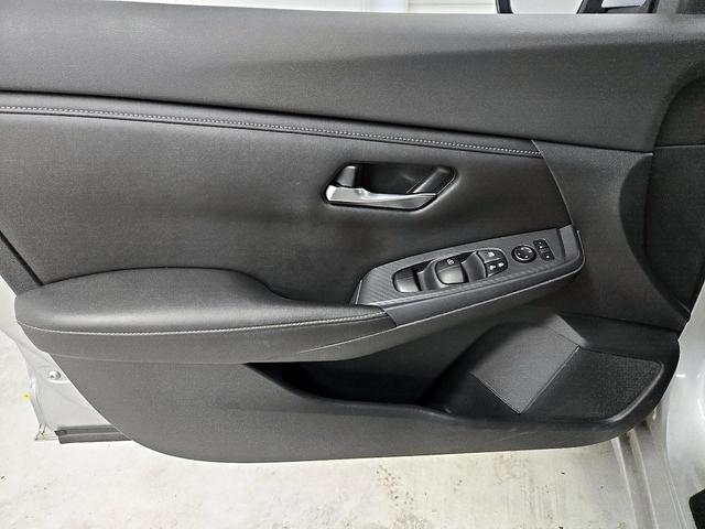 Photo of 2020 Silver Nissan Sentra