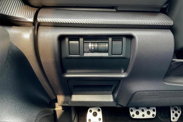 Photo of 2024 Crystal White Pearl Subaru Crosstrek