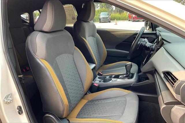 Photo of 2024 Crystal White Pearl Subaru Crosstrek