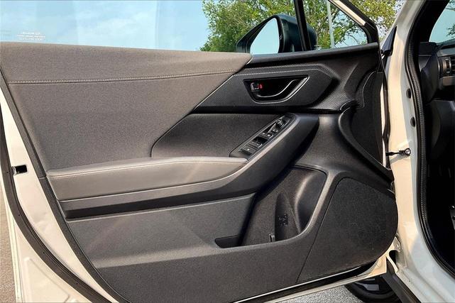 Photo of 2024 Crystal White Pearl Subaru Crosstrek