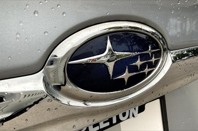 Photo of 2022 Ice Silver Metallic Subaru Ascent