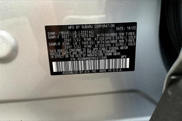 Photo of 2022 Ice Silver Metallic Subaru Ascent
