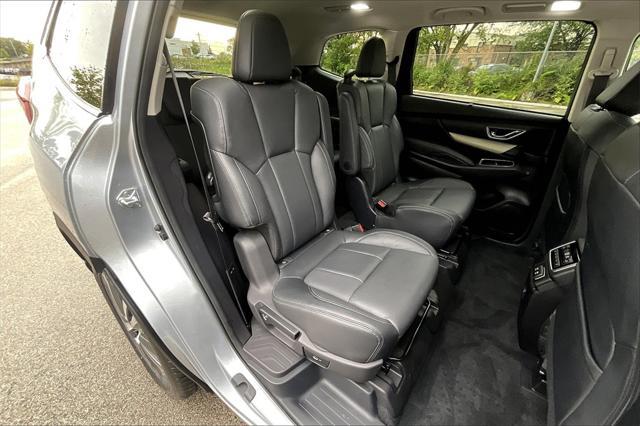 Photo of 2022 Ice Silver Metallic Subaru Ascent
