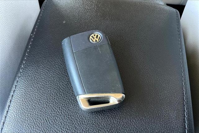 Photo of 2019 Moss Green Volkswagen Tiguan