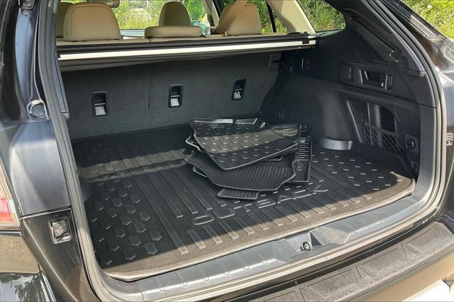Photo of 2022 Crystal Black Silica Subaru Outback