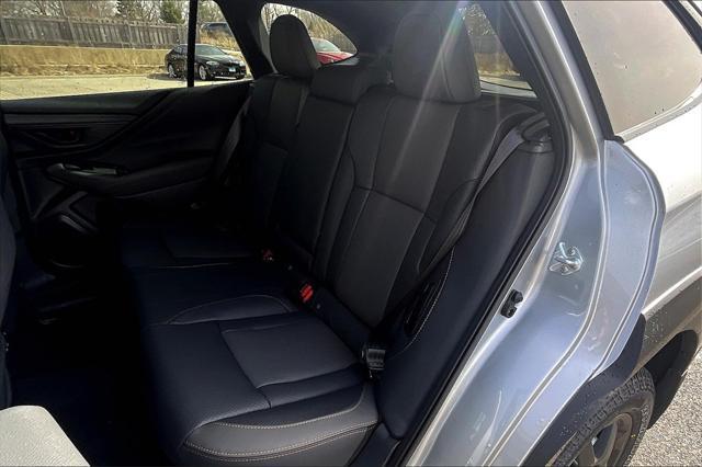Photo of 2025 Ice Silver Metallic Subaru Outback