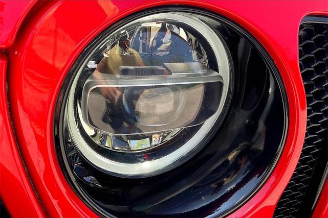 Photo of 2022 Firecracker Red Clearcoat Jeep Wrangler Unlimited