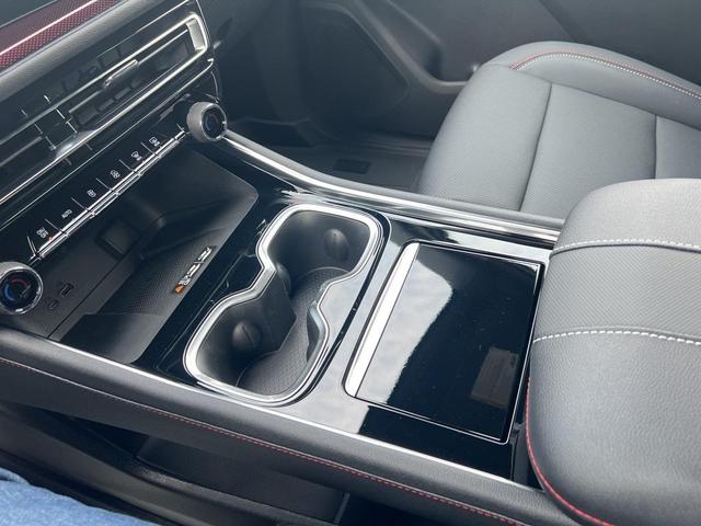 Photo of 2026 Sandstone Gray Chevrolet Traverse