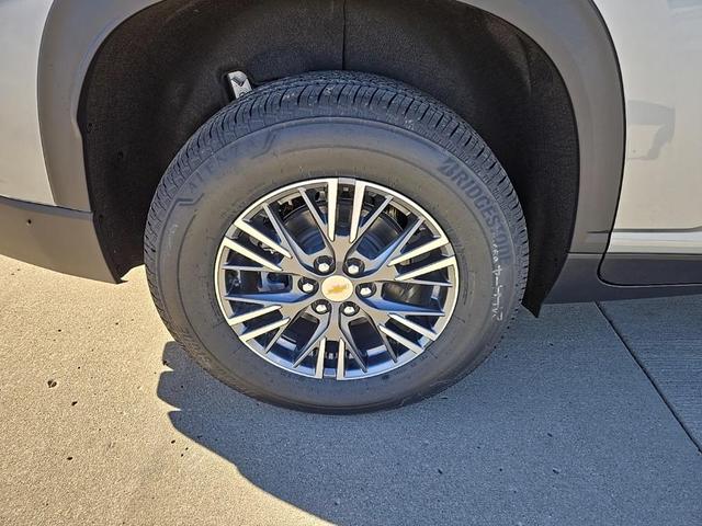 Photo of 2026 Sterling Gray Metallic Chevrolet Traverse