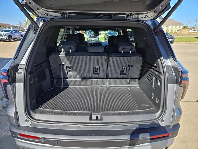 Photo of 2026 Sterling Gray Metallic Chevrolet Traverse