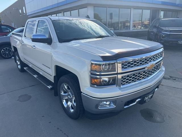 Photo of 2015 White Diamond Clearcoat Chevrolet Silverado 1500
