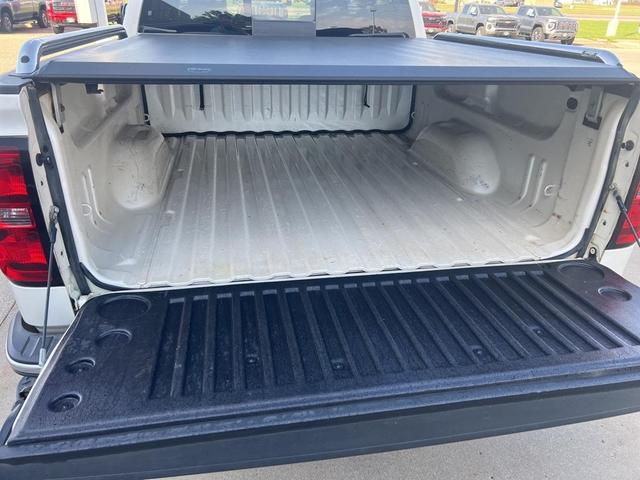 Photo of 2015 White Diamond Clearcoat Chevrolet Silverado 1500