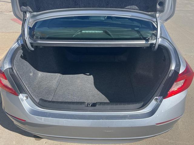 Photo of 2018 Lunar Silver Metallic Honda Accord
