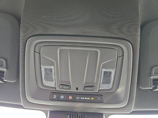 Photo of 2022 Glacier Blue Metallic Chevrolet Silverado 1500
