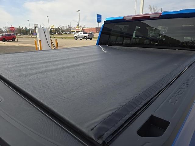 Photo of 2022 Glacier Blue Metallic Chevrolet Silverado 1500