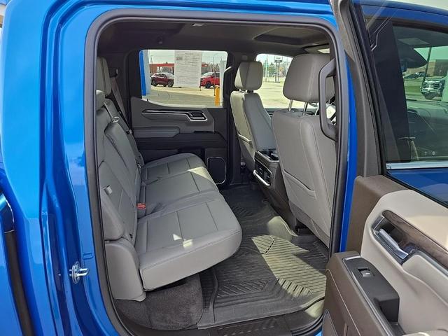 Photo of 2022 Glacier Blue Metallic Chevrolet Silverado 1500