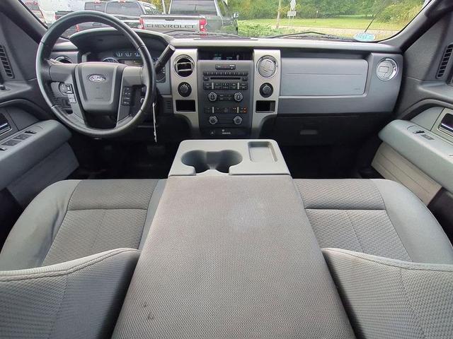 Photo of 2011 Tuxedo Black Metallic Ford F-150