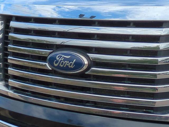 Photo of 2011 Tuxedo Black Metallic Ford F-150