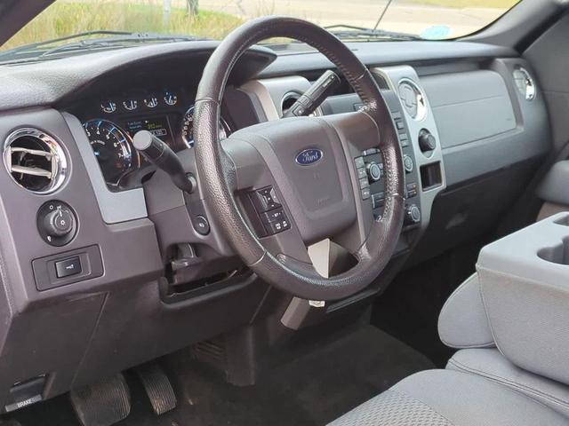 Photo of 2011 Tuxedo Black Metallic Ford F-150