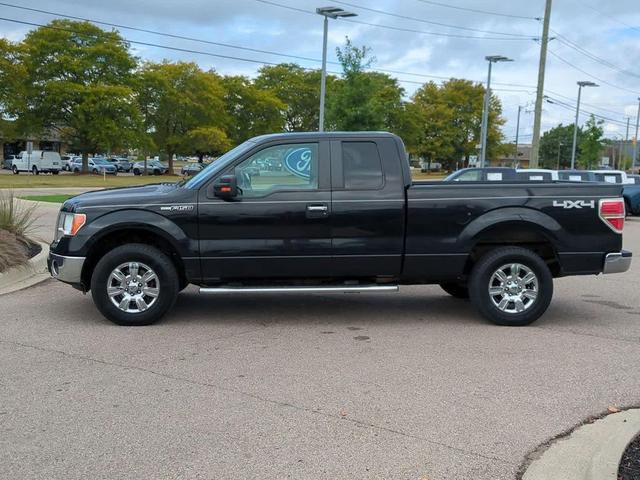 Photo of 2011 Tuxedo Black Metallic Ford F-150