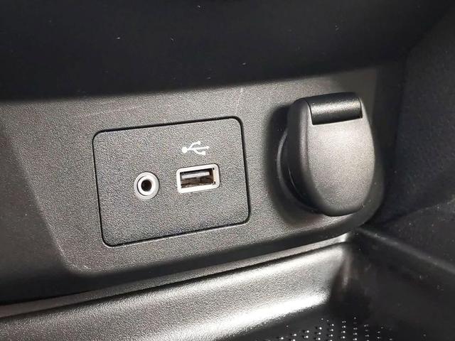 Photo of 2019 White Nissan Rogue
