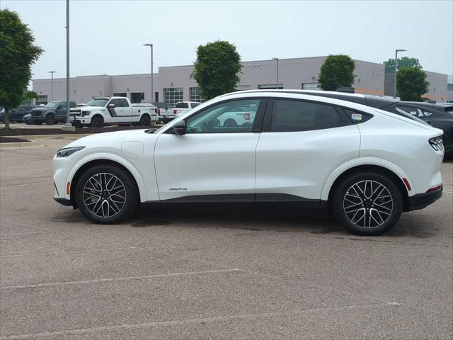 Photo of 2025 Star White Ford Mustang Mach-E