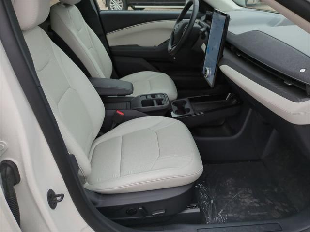 Photo of 2025 Star White Ford Mustang Mach-E