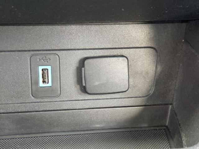 Photo of 2019 Magnetic Metallic Ford Escape