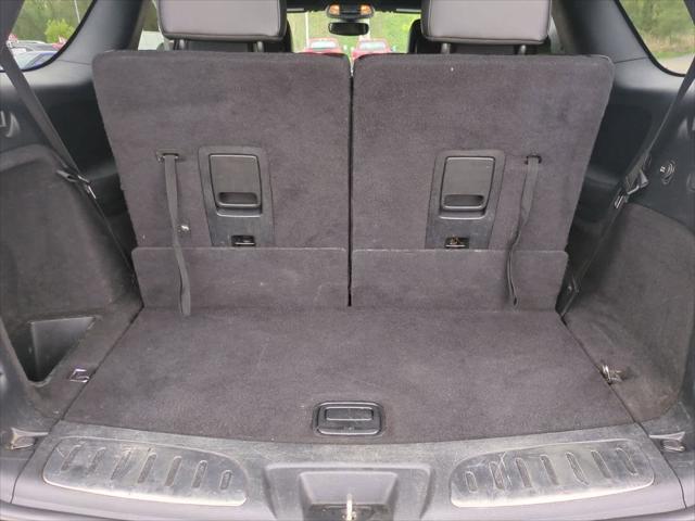 Photo of 2018 DB Black Clearcoat Dodge Durango
