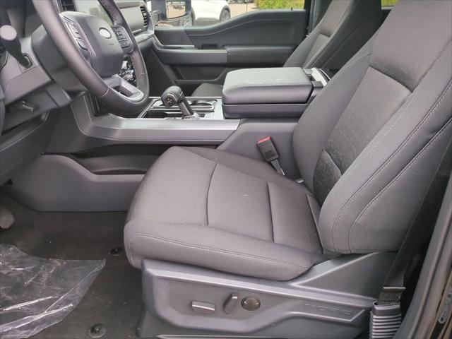 Photo of 2025 Agate Black Metallic Ford F-150