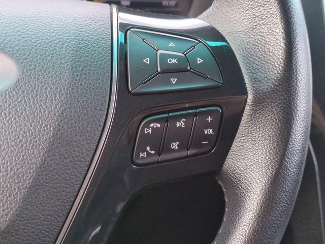 Photo of 2017 Shadow Black Ford Explorer
