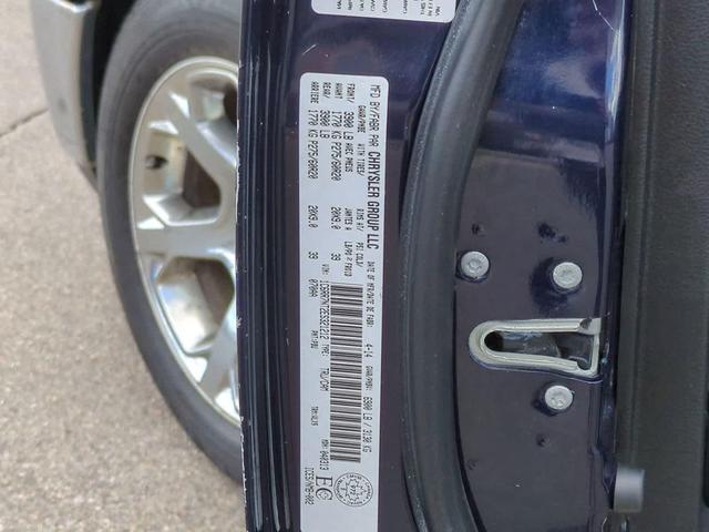 Photo of 2014 True Blue Pearlcoat RAM 1500