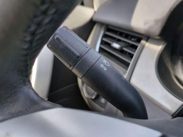 Photo of 2013 Ingot Silver Metallic Ford Edge