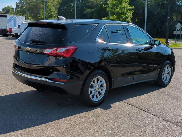 Photo of 2020 Mosaic Black Metallic Chevrolet Equinox