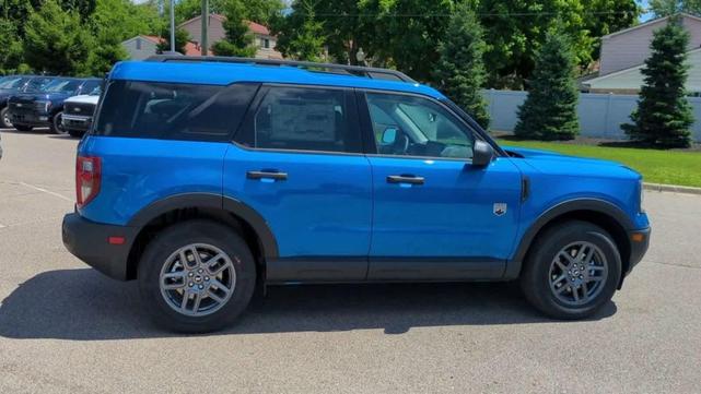 Photo of 2025 Velocity Blue Metallic Ford Bronco Sport