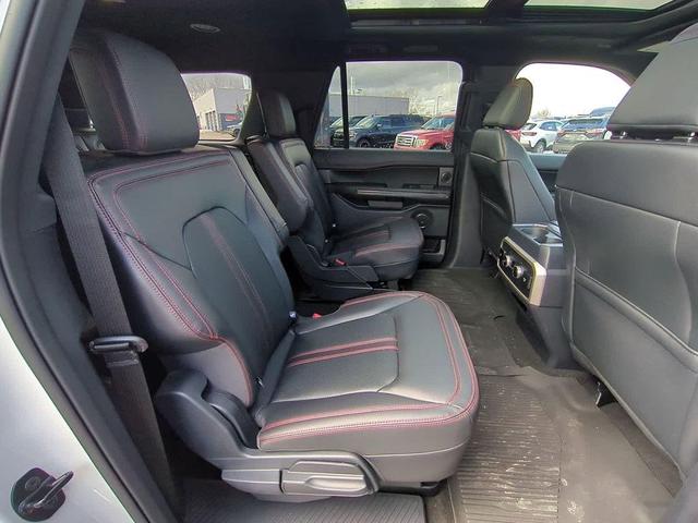 Photo of 2024 Oxford White Ford Expedition Max