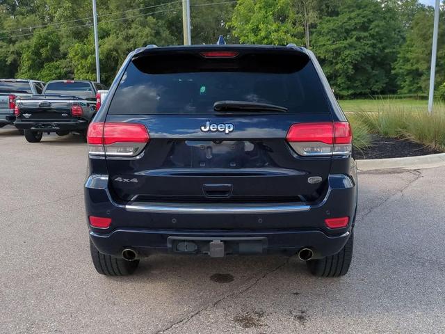 Photo of 2017 True Blue Pearlcoat Jeep Grand Cherokee