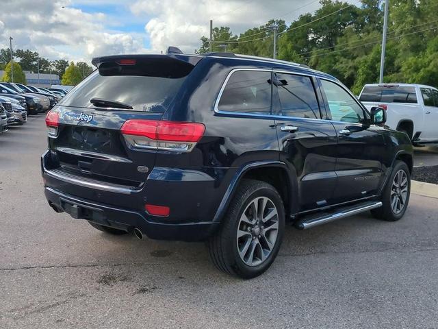 Photo of 2017 True Blue Pearlcoat Jeep Grand Cherokee
