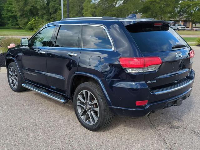 Photo of 2017 True Blue Pearlcoat Jeep Grand Cherokee