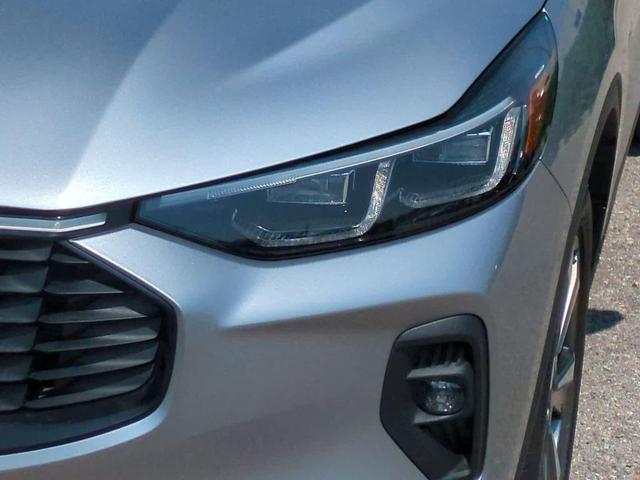 Photo of 2024 Iconic Silver Metallic Ford Escape