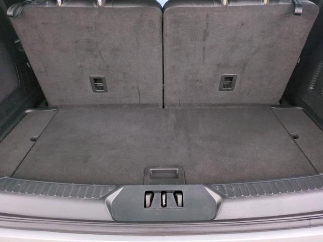 Photo of 2023 Iconic Silver Metallic Ford Explorer