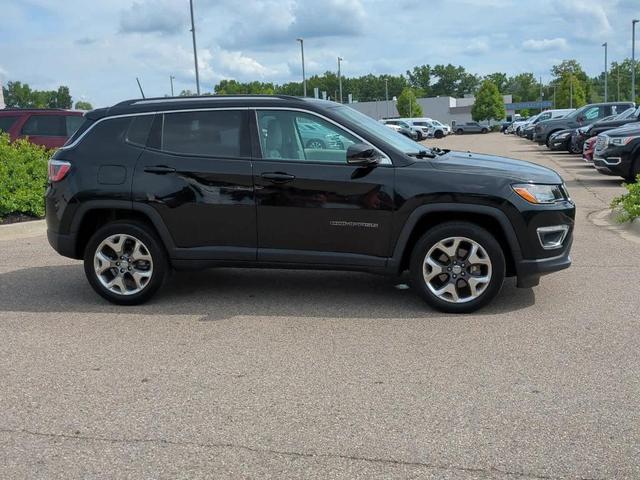 Photo of 2019 Diamond Black Jeep Compass