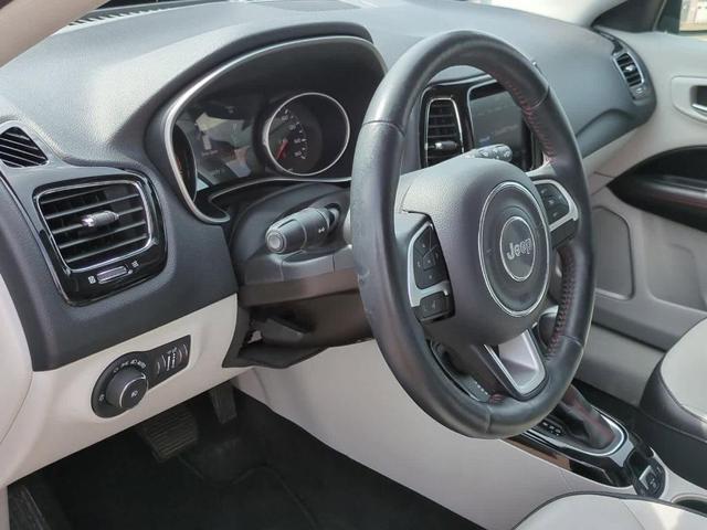 Photo of 2019 Diamond Black Jeep Compass