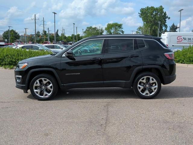 Photo of 2019 Diamond Black Jeep Compass