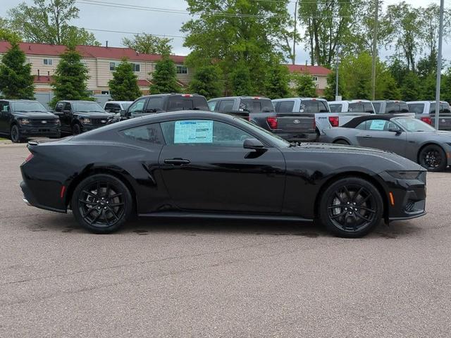 Photo of 2025 Shadow Black Ford Mustang