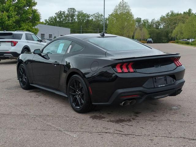 Photo of 2025 Shadow Black Ford Mustang