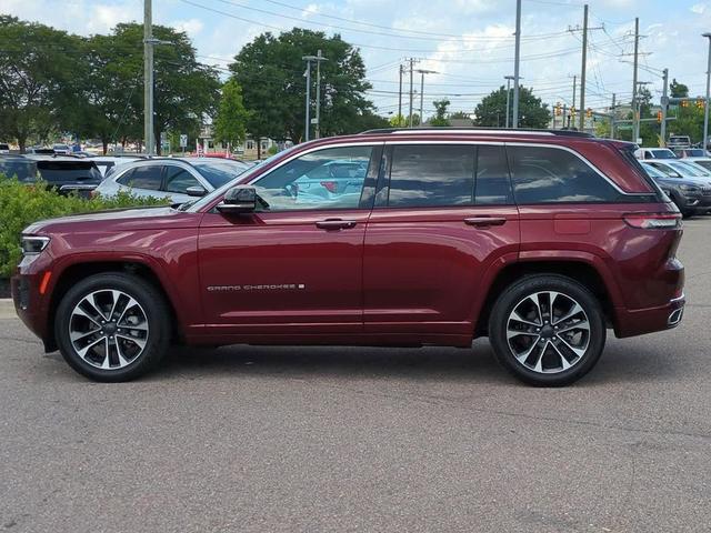 Photo of 2023 Velvet Red Pearlcoat Jeep Grand Cherokee