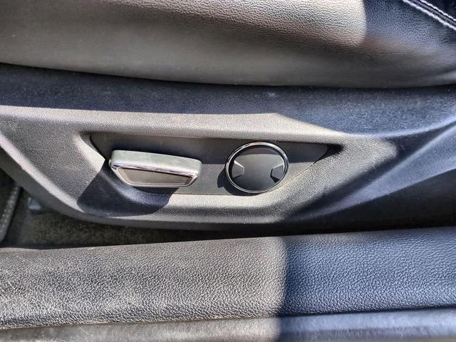 Photo of 2018 Shadow Black Ford Mustang