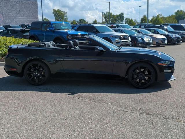 Photo of 2018 Shadow Black Ford Mustang